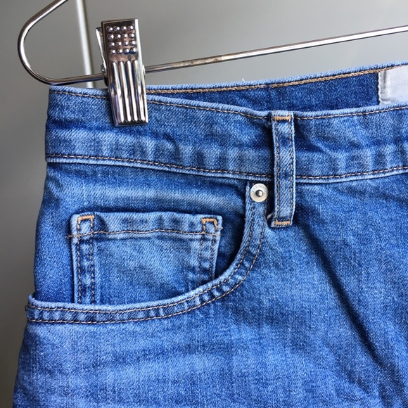 EVERLANE The Cheeky Jean high waisted cutoff jean shorts size 29 - Picture 11 of 16